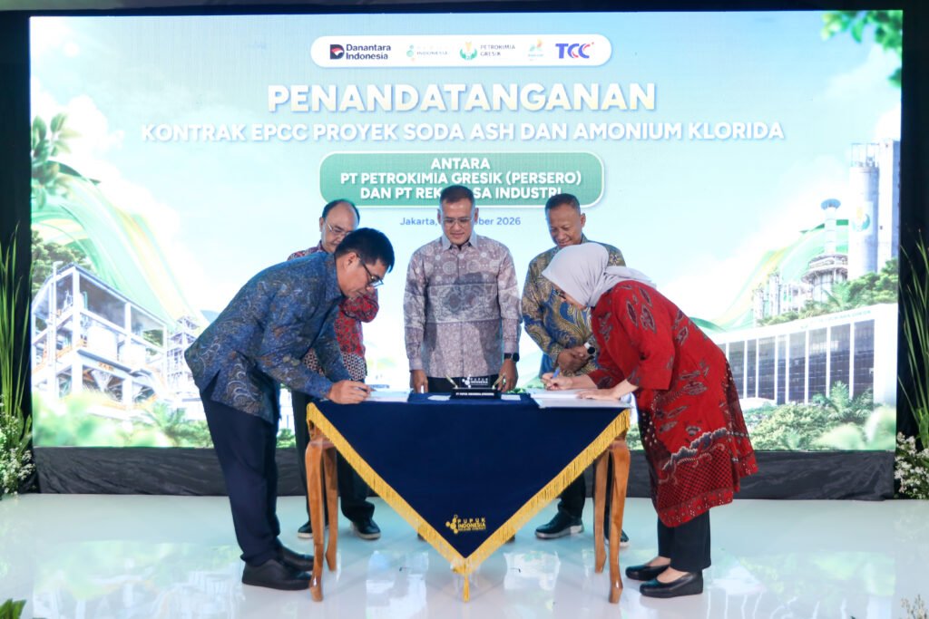 Pupuk Indonesia, Petrokimia Gresik, dan Rekind Perkuat Industri Kimia Nasional