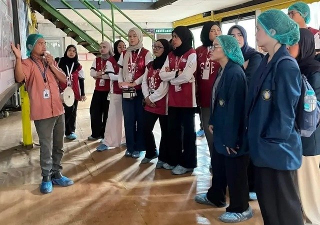 Wisata Agro Wonosari, dari Edukasi Kebun hingga ke Cangkir Teh